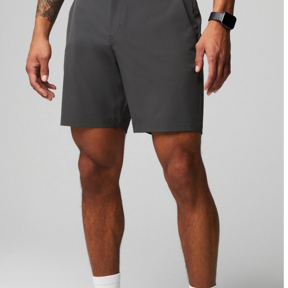 Fabletics The Only Short 8" Size 32 Athleisure Bu… - image 5